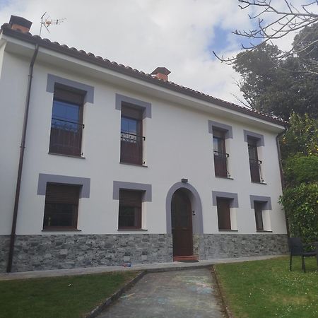 Apartamentos Rurales Inguanzo Villanueva de Pria Luaran gambar
