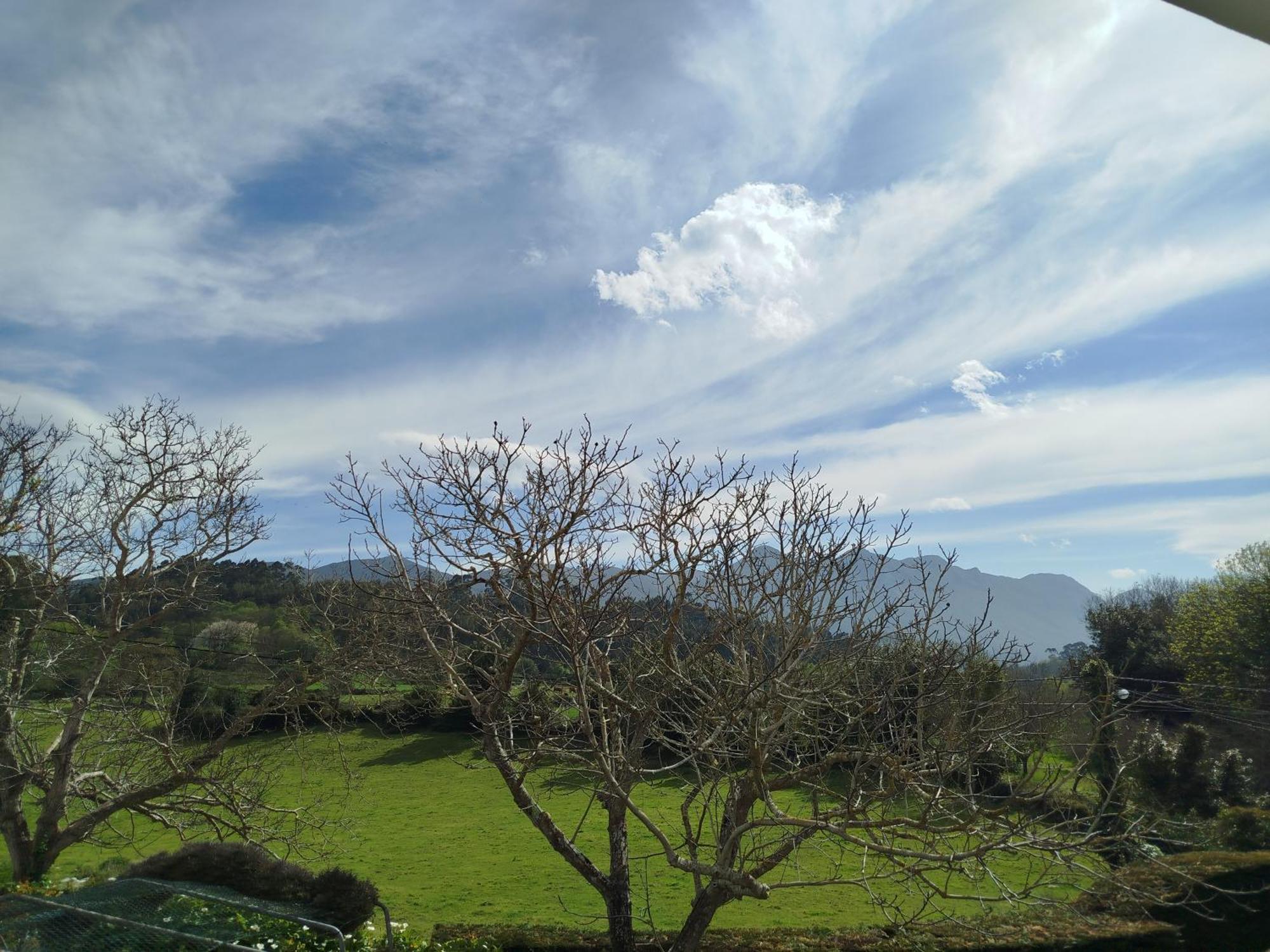 Apartamentos Rurales Inguanzo Villanueva de Pria Luaran gambar