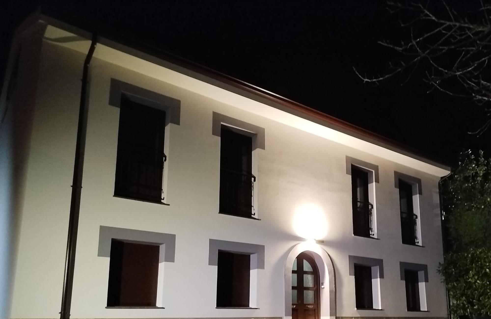 Apartamentos Rurales Inguanzo Villanueva de Pria Luaran gambar